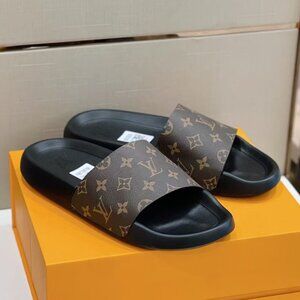 Louis Vuitton Brown and Black Sandals